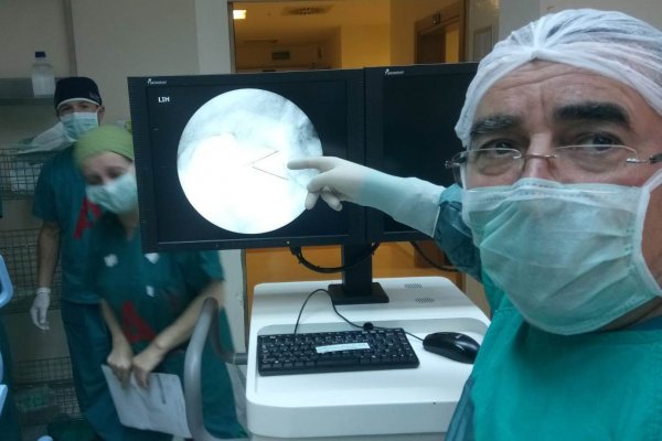 Vücudundaki iğneler 66 yıl sonra çıkarıldı