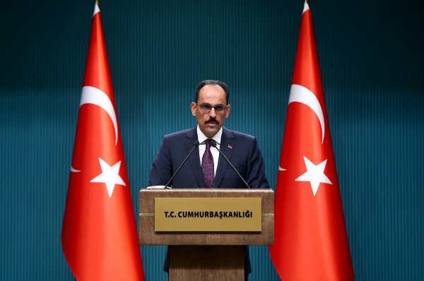 Cumhurbaşkanlığı Sözcüsü: Karma eğitim devam ediyor