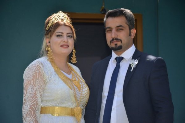 Şehit oğlu nikah yaptı asker halay çekti