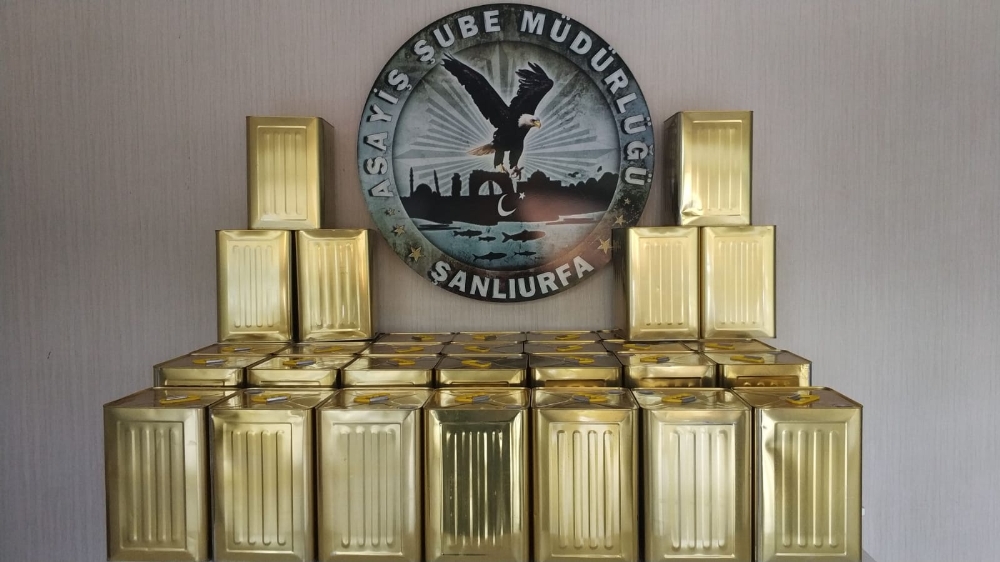 Sahte polisler 3,5 ton bal gasp etti