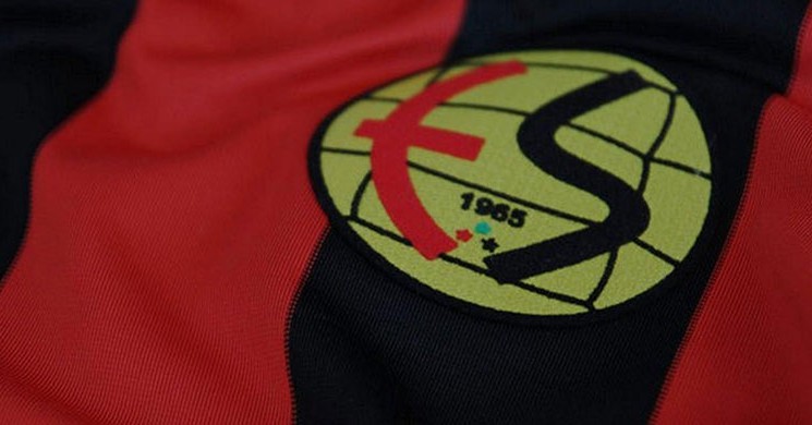 Eskişehirspor Divan Kurulu Başkanı Begiter: Lisansları Çıkartamadık