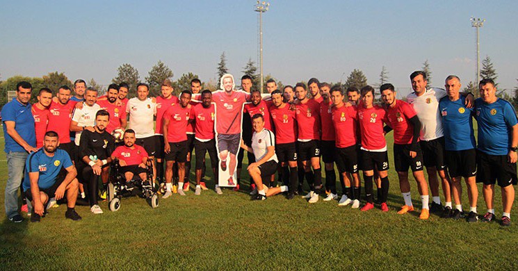 Eskişehirsporlu Oyuncular Ediz ’i Andı!