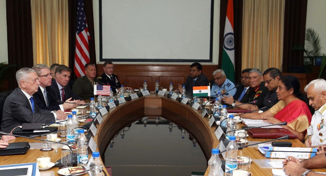 ABD Dışişleri ve Savunma Bakanları Tehdit Ettikleri Hindistan'a Geldi