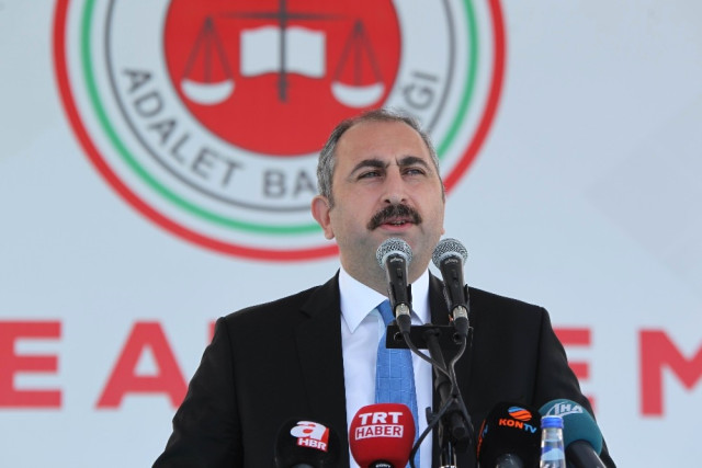 Adalet Bakanı Gül: 'Darbecilere Selam Duran Bir Yargı ve Demokrasi, Bir Adalet Anlayışı Geride...