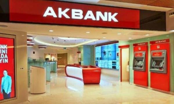 Akbank müşterilerine 'Yetersiz limit' şoku