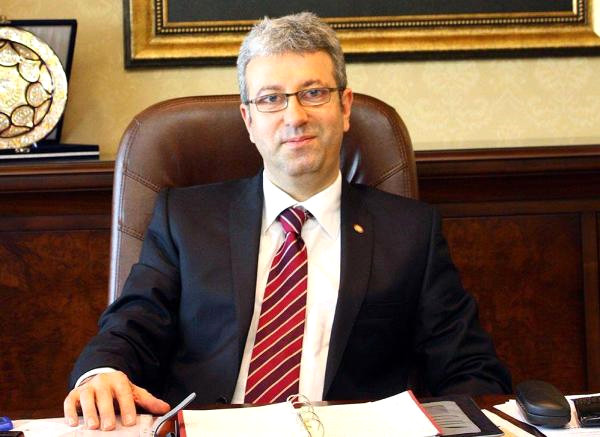 CHP'li Antmen, 3'üncü Havalimanı'nın İsmini Cumhurbaşkanı Yardımcısı Oktay'a Sordu