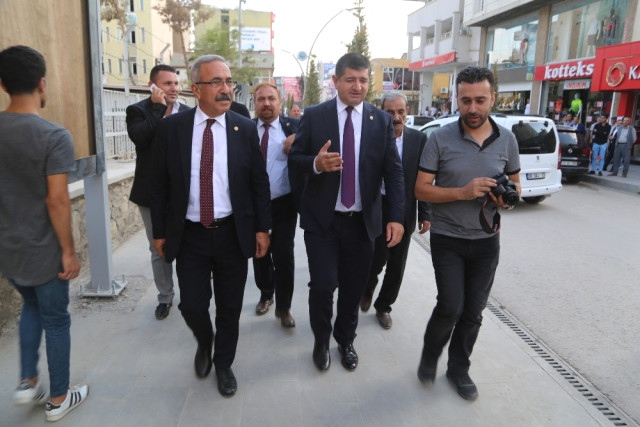 CHP Milletvekili Cavit Arı ve Baha Meşhur Silopi'de