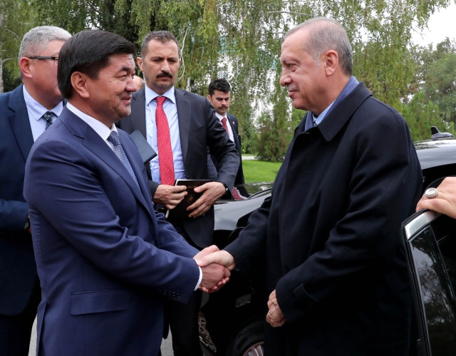 Cumhurbaşkanı Erdoğan Kırgızistan Başbakanı Abılgaziyev ile Görüştü