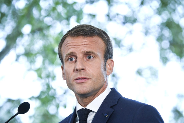Fransa Cumhurbaşkanı Macron'a Halkın Desteği Azalıyor