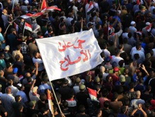 Irak Basra'da sokağa çıkma yasağı