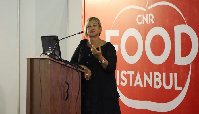 Prof. Dr. Funda Elmacıoğlu: Yiyecek ürünlerine etiket şart