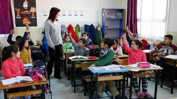 Sözleşmeli öğretmenlere benzeşen durumu tayin müjdesi