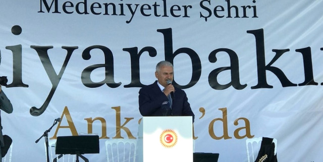TBMM Başkanı Şimşek: 'Diyarbakır'da Güven İçinde Gezebilirsiniz'