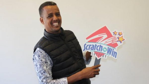 Afrikalı göçmene şans oyunlarından 2.7 milyon dolar çıktı