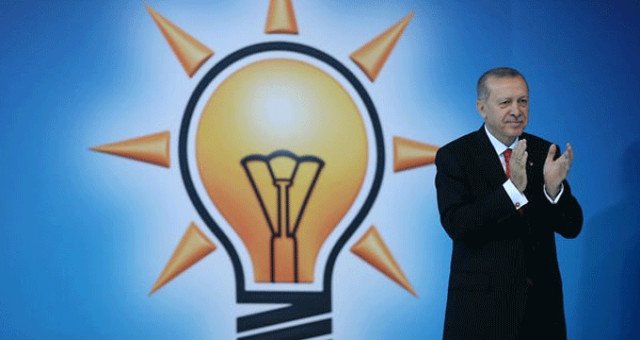 AK Parti, Lokal Seçimi Değerlendireceği Kampa 5-7 Ekim'de Girecek