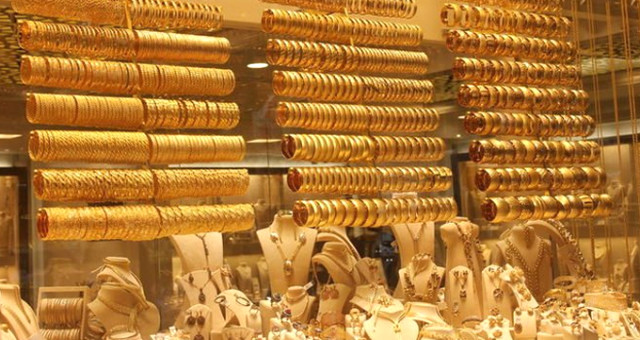 Altın Haftanın Son Operasyon Gününe Düşüşle Başladı