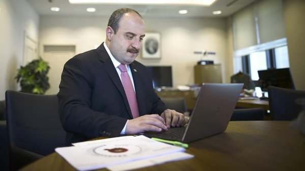 Bakan Varank’tan genç girişimcilere hibe müjdesi