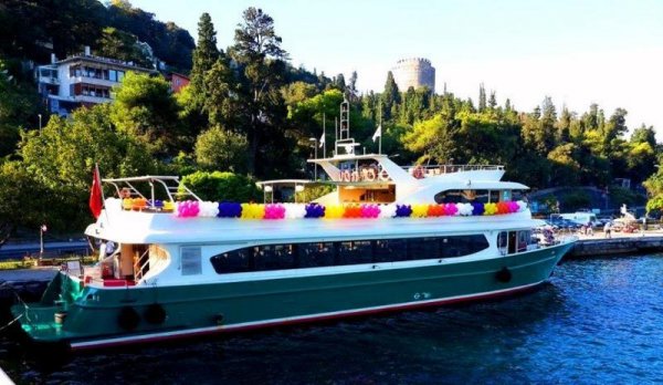 Boğaz’da yüksek ses yapan tekne ve mekanlara ceza