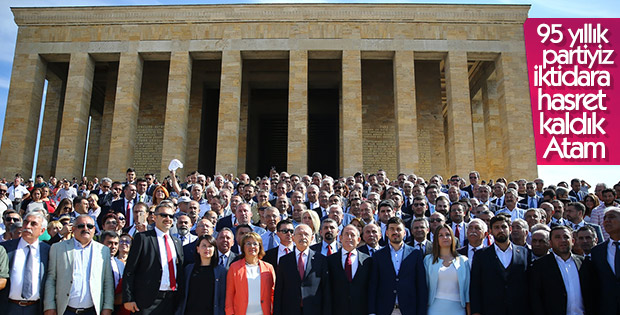 CHP’den Anıtkabir’e 95. yıl ziyareti