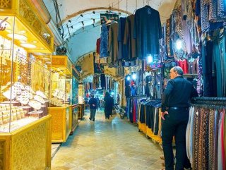 İran’da stokçulara idam tehdidi