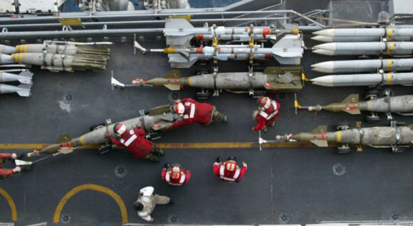 İspanya Suudi Arabistan’a bomba satışını durduruyor