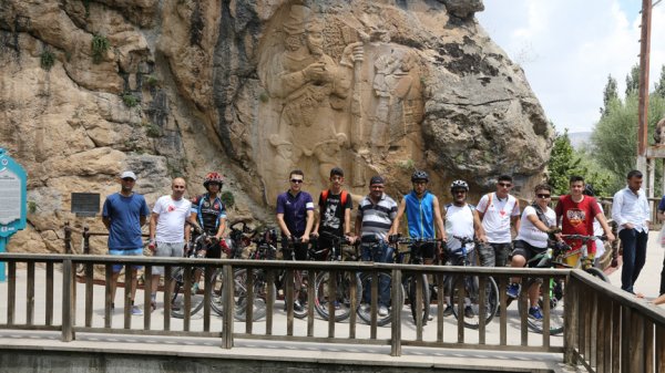 İvriz Kaya Anıtı’na büyük ilgi