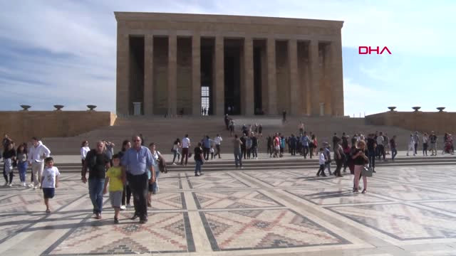 Kılıçdaroğlu, CHP’nin 95’inci Kuruluş Sene Dönümü Sebebiyle Anıtkabir’i Ziyaret Etti-1