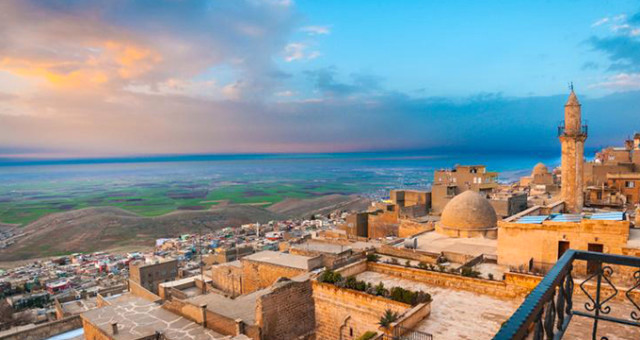Mardin'e Yerli ve Tanıdık Olmayan Turistler Akın Etti, Oteller Doldu Taştı
