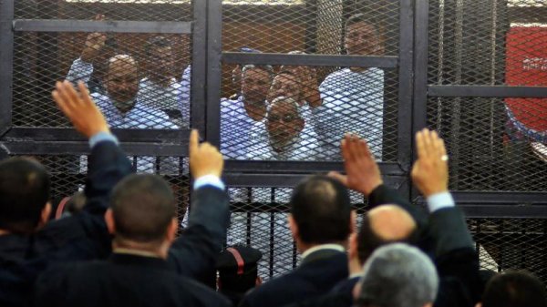 Mısır'da 75 İhvan üyesi hakkında idam kararı