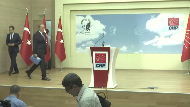 Öztrak: ‘Hükümetin En Kayda Değer Önceliği Enflasyonla Uğraş ve Borç Meselesini Halletmek Olmalıdır’