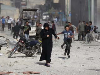 Rusya ve Esad rejimi İdlib'de okulu vurdu