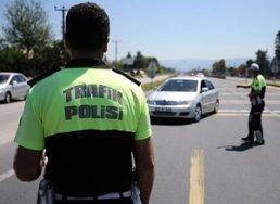 Trafik cezalarının artırılmasını öngören teklif kabul edildi