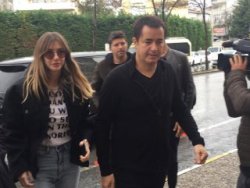 Şeyma Subaşı'nın tişörtündeki mesaj