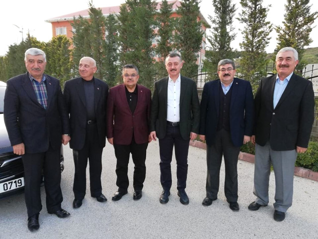 Eski Bilecik Valisi Büyükakın Kentten Ayrıldı