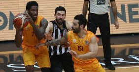 Akatlar ’daki Derbide Şampiyon Galatasaray!