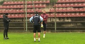 Burak Yılmaz'dan Kimsesiz İdman!