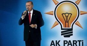 AK Parti Kulislerinde Bomba Iddia: Ankara'da Özhaseki, İzmir'de Zeybekçi Namzet Gösterilecek