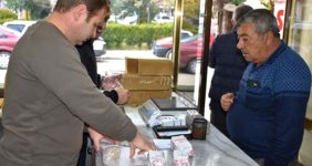 Bilecik'te 3 Kuşak Boyunca Boza ve Helva Üreten Aile 82 Yıldır Ticaretlerini Sürdürüyor