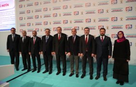 AK Parti Rize'de Belediye Başkan Adayı Olarak Rahmi Metin'i Belirledi