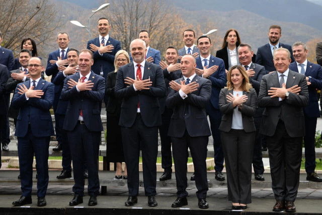 Kosova ve Arnavutluk Bakanlar Kurulu Üyeleri 5. Kere Bir Araya Geldi