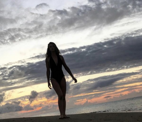 Yasemin Allen sevgisiyle Kenya’ya gitti