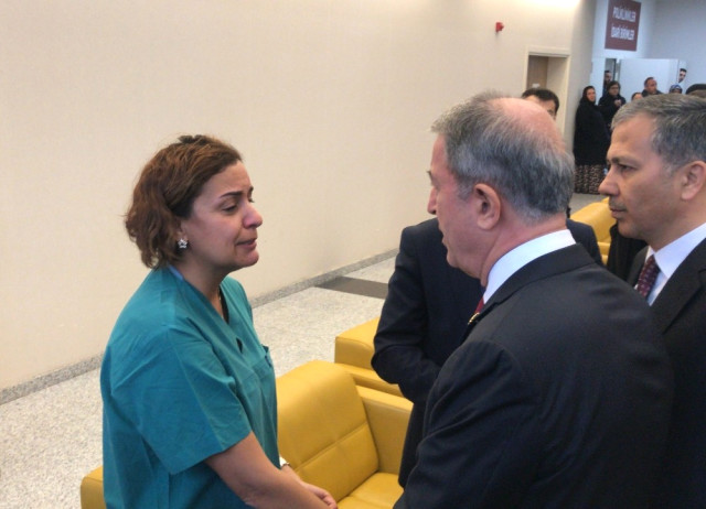 Milli Savunma Bakanı Hulusi Akar, Zarar Görmüş Askerin Durumu Hakkında Data Aldı