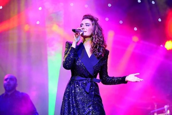 Sıla, Ahmet dememek için şarkının sözlerini değiştirdi