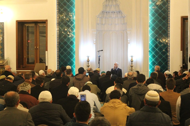 Başkan Yavaş’tan Çanakkale ve Galiçya Şehitlerine Vefa Örneği