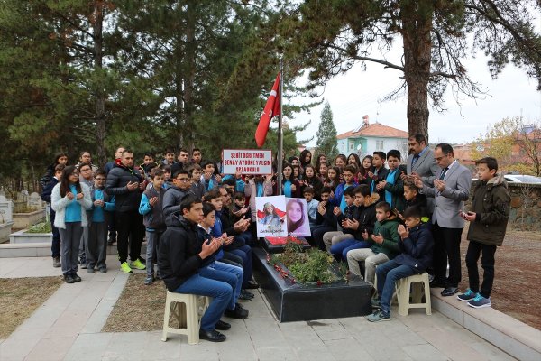 Şehit hoca Aybüke Yalçın anıldı