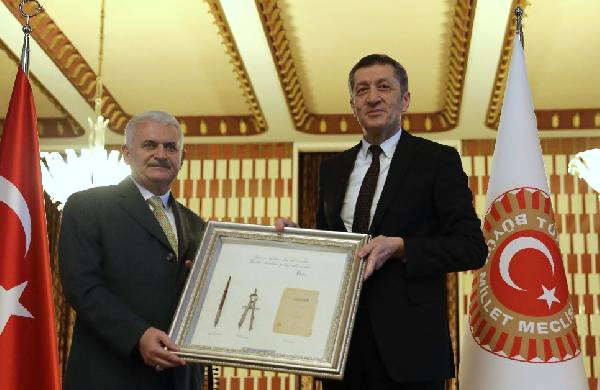 TBMM Başkanı Şimşek,  81 İlden Gelen Öğretmenleri Kabul Etti