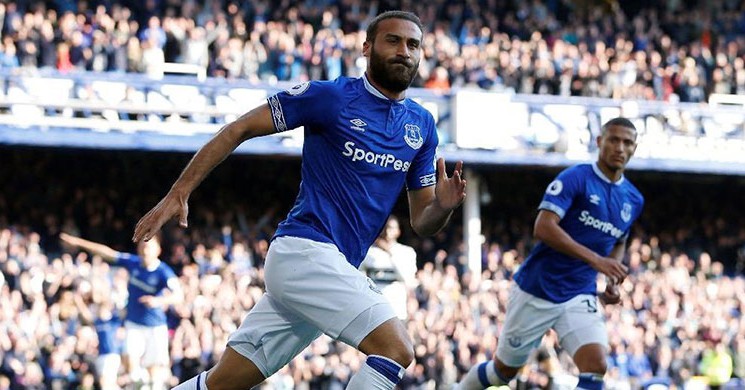 Cenk Tosun ’dan Minik Hayranına Büyük Jest!