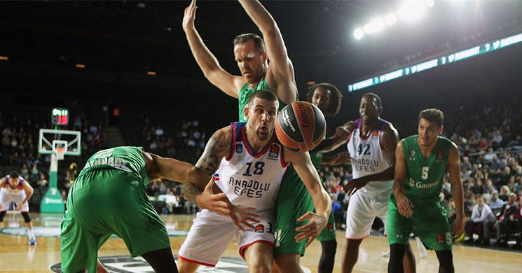 THY Avrupa Ligi ’nde Türk Derbisinin Galibi Anadolu Efes!