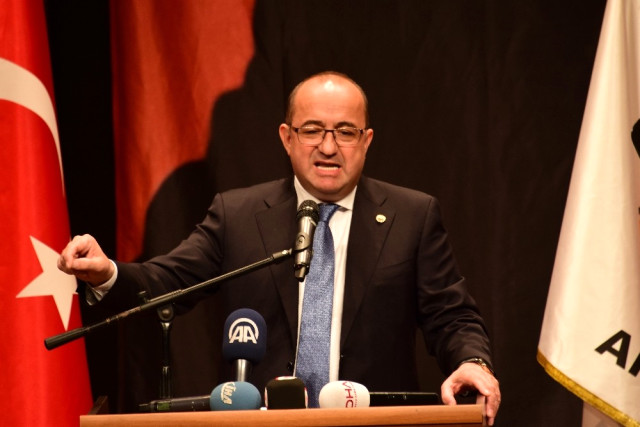 AK Parti'nin Çanakkale Belediye Başkan Adayı Ayhan Gider Oldu