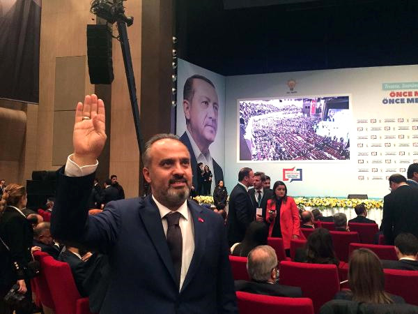 Bursa'dan Baştan Namzet Gösterilen Aktaş: Yarınlarımız Fazla Daha Hoş Olacak